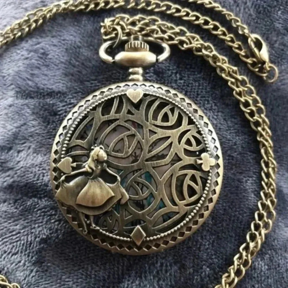 Alice in Wonderland Anime Style Face Bronze Pocket Watch and Chain NWT - Picture 2 of 5